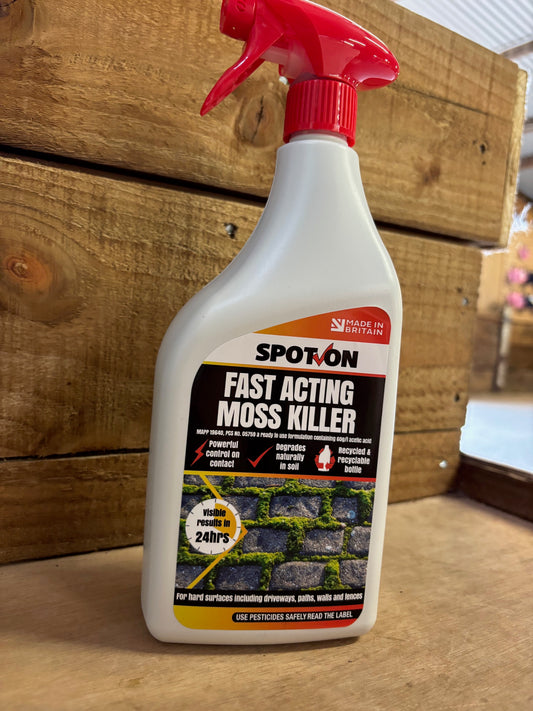 Spot on Fast Acting Moss Killer